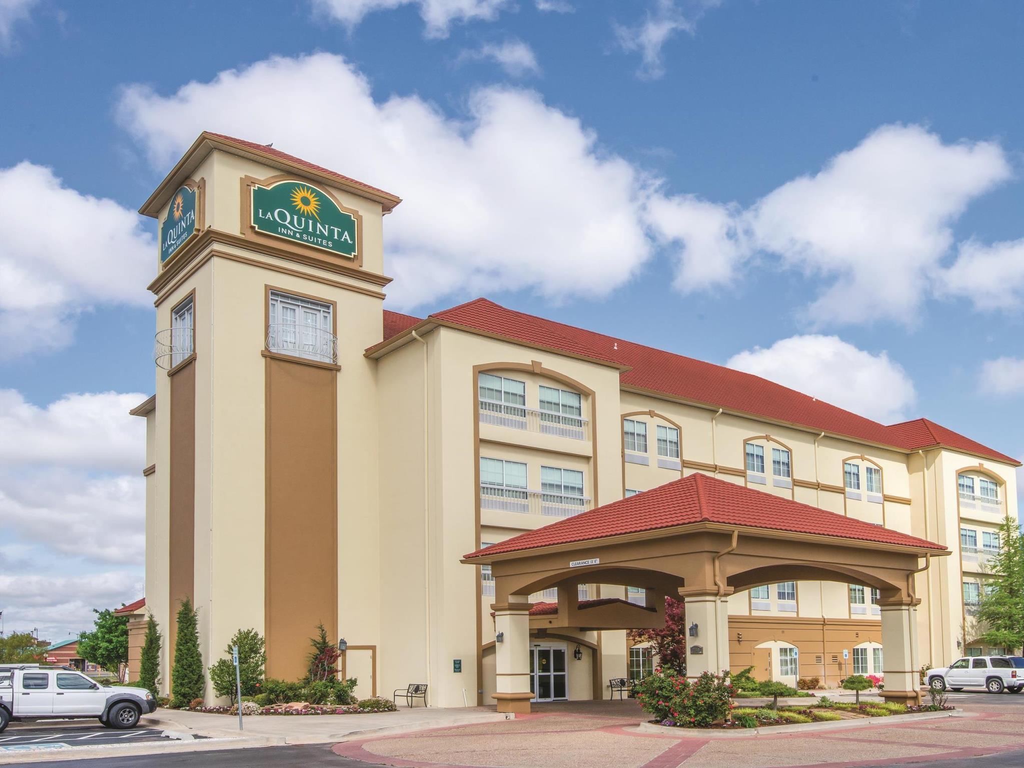 Hotel La Quinta By Wyndham Oklahoma City - 3*