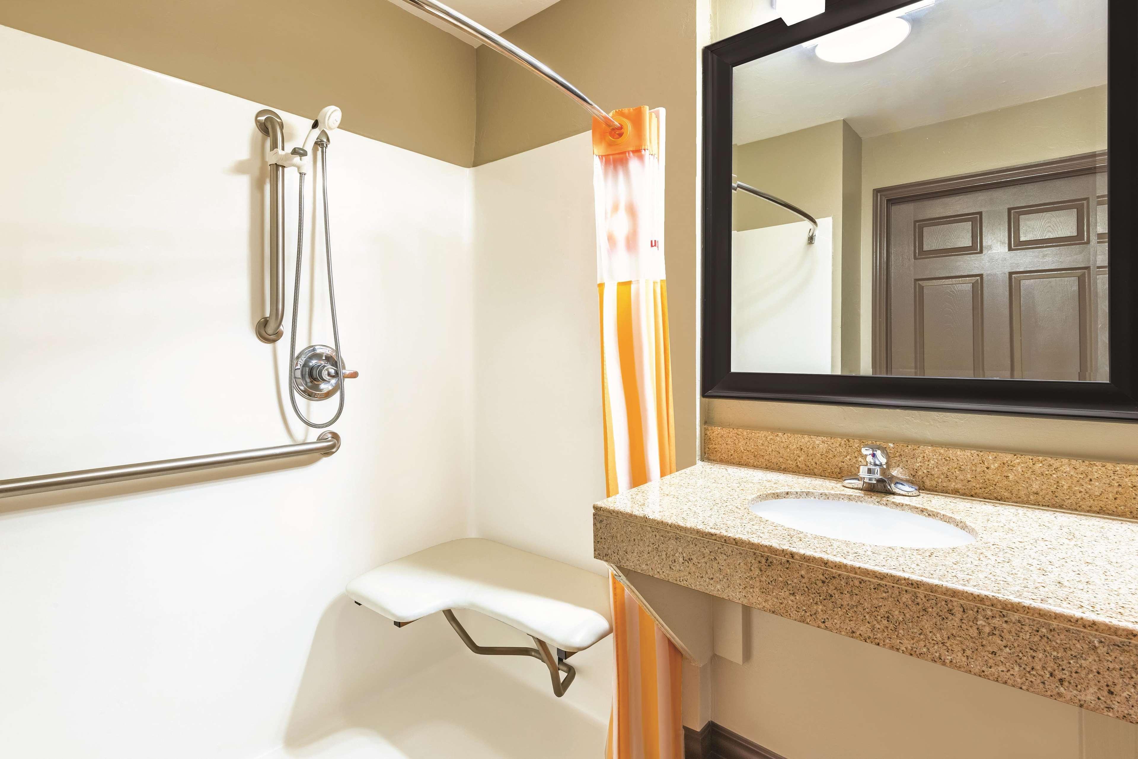 La Quinta By Wyndham Oklahoma City - Moore