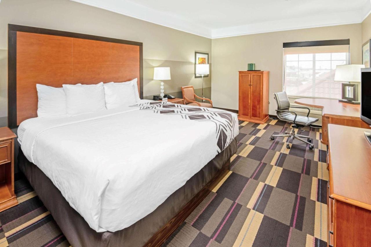 Hotel La Quinta By Wyndham Oklahoma City - 3*